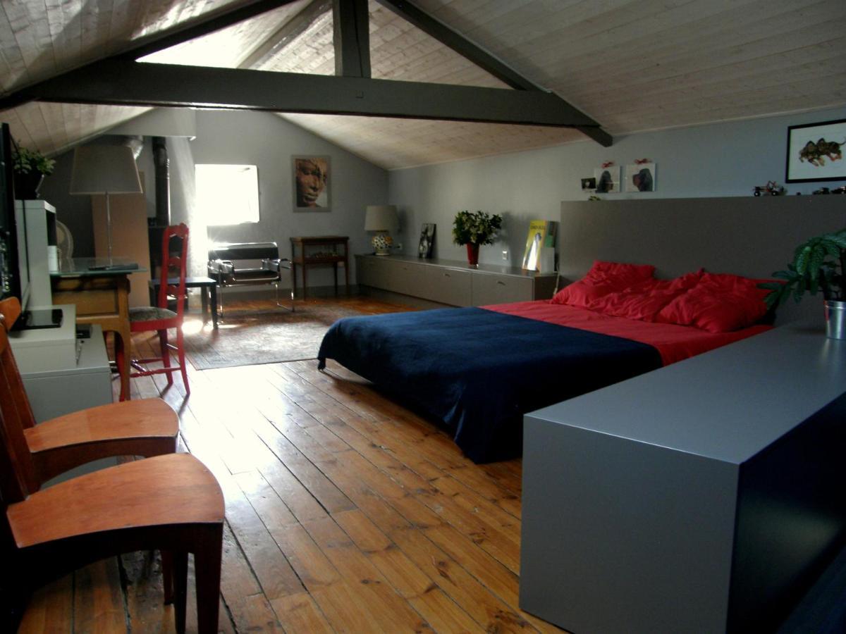 Le Logis De La Colombe Panzió Le Puy-en-Velay Kültér fotó